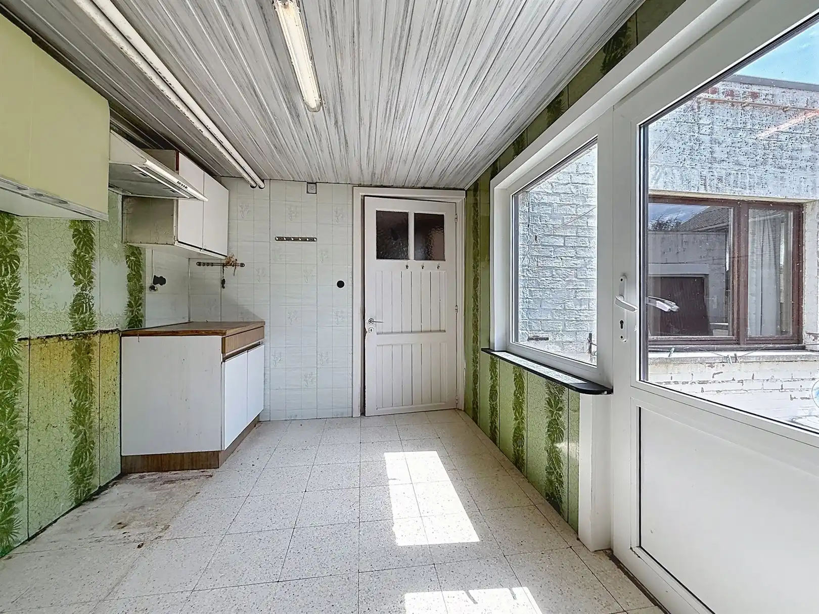 Te renoveren woning met 3 slpks en zolder, tuin, 12a 06ca foto 17