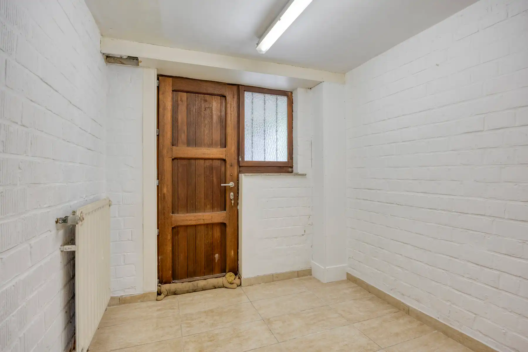 Woning met 4 slaapkamers, garage en tuin foto 25