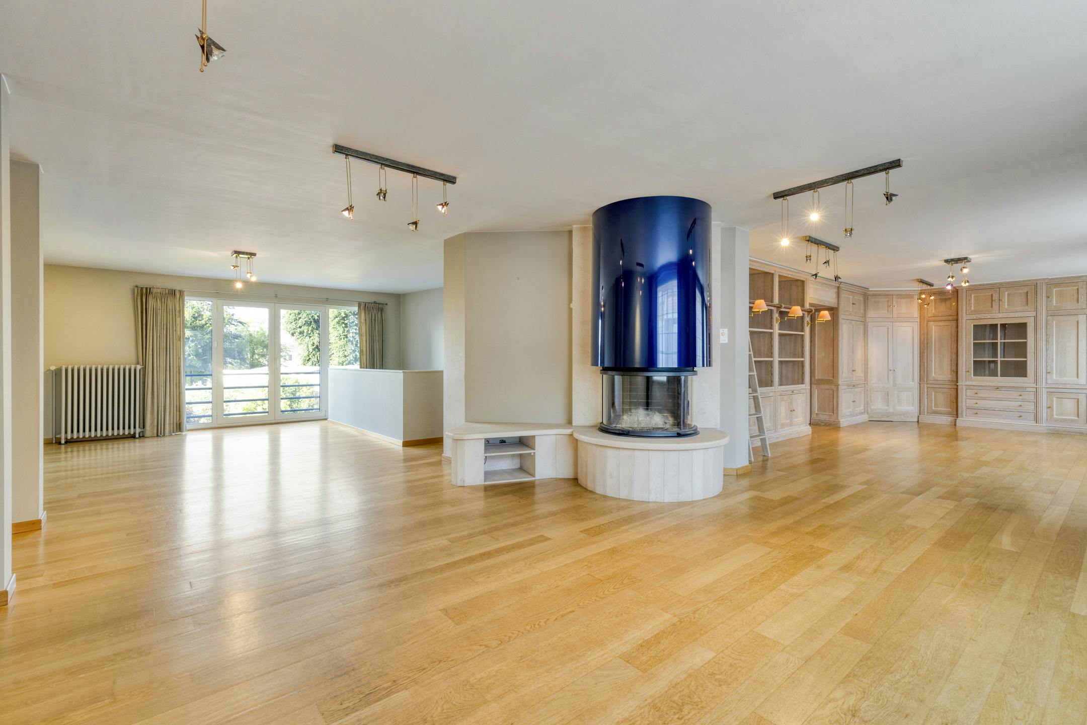 Prachtig woon- en handelspand te koop te centrum Eernegem foto 3