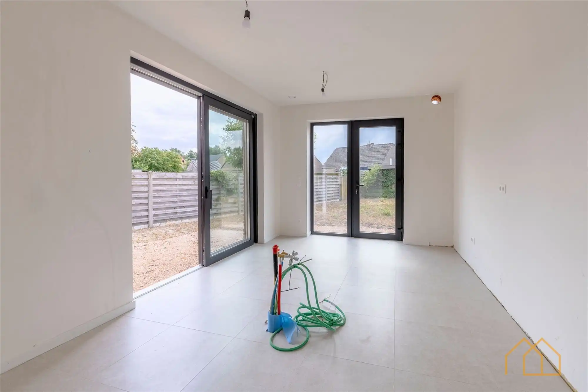 Ruime nieuwbouw van 180m² in Veerle - 4slk mogelijk foto 5