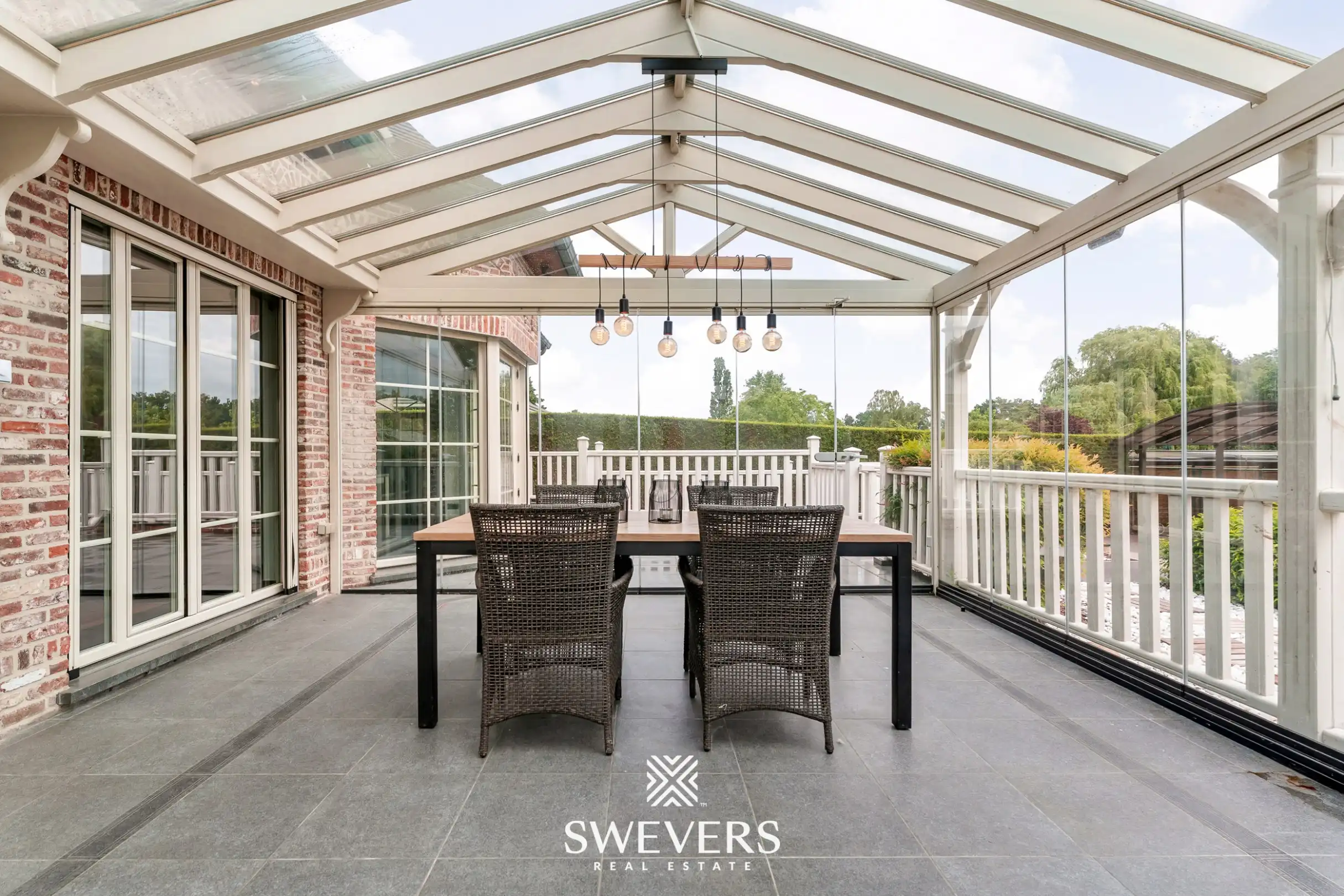 Luxueuze villa op zonrijk perceel (15a 35ca) te Beringen foto 14