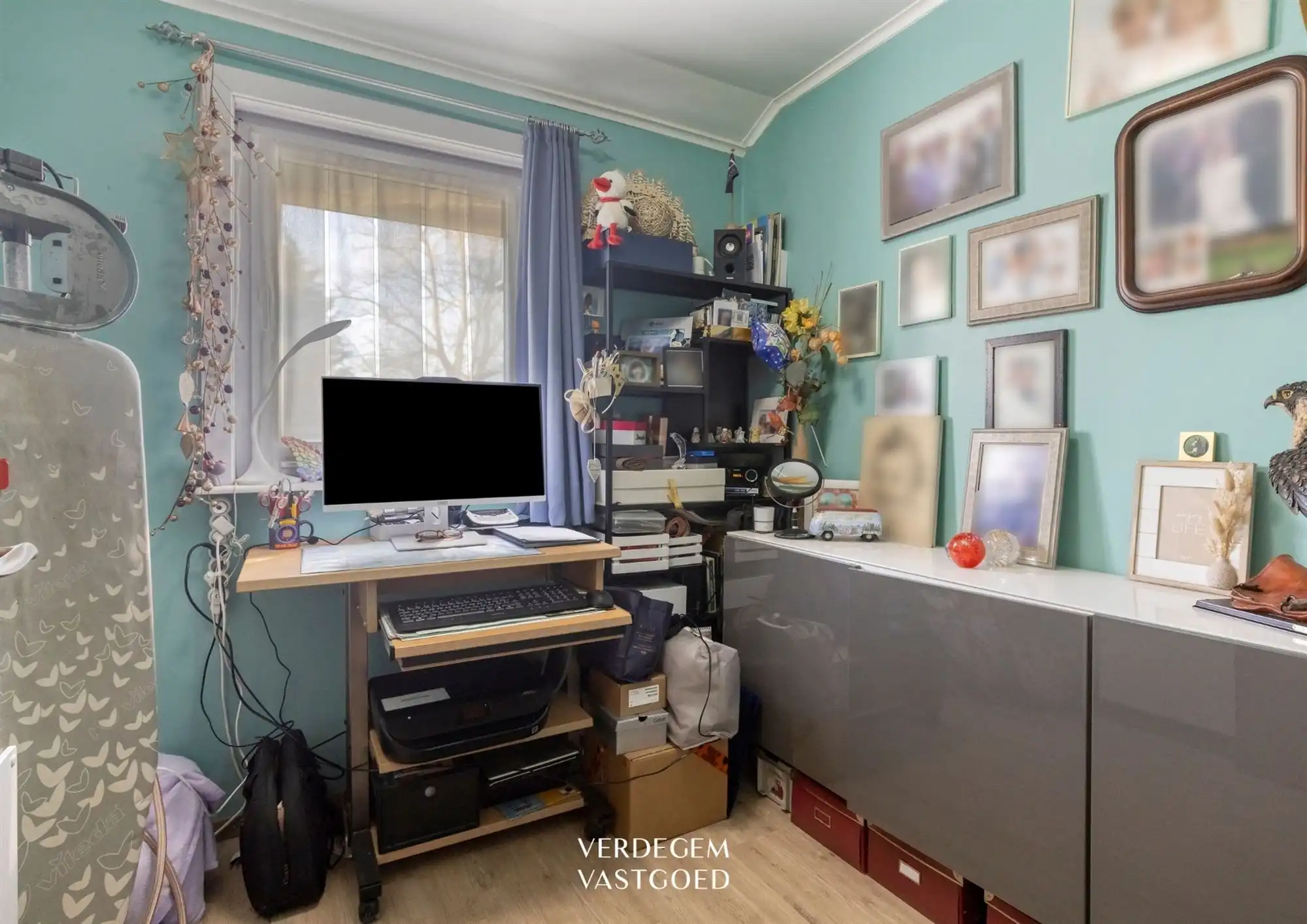 Knappe gezinswoning met 3 slaapkamers, zonnige tuin en achterliggende weilanden foto 17