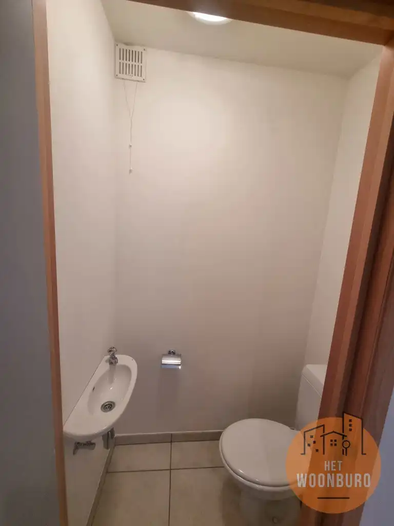 Appartement met één slpk, bureau en een kelder foto 7