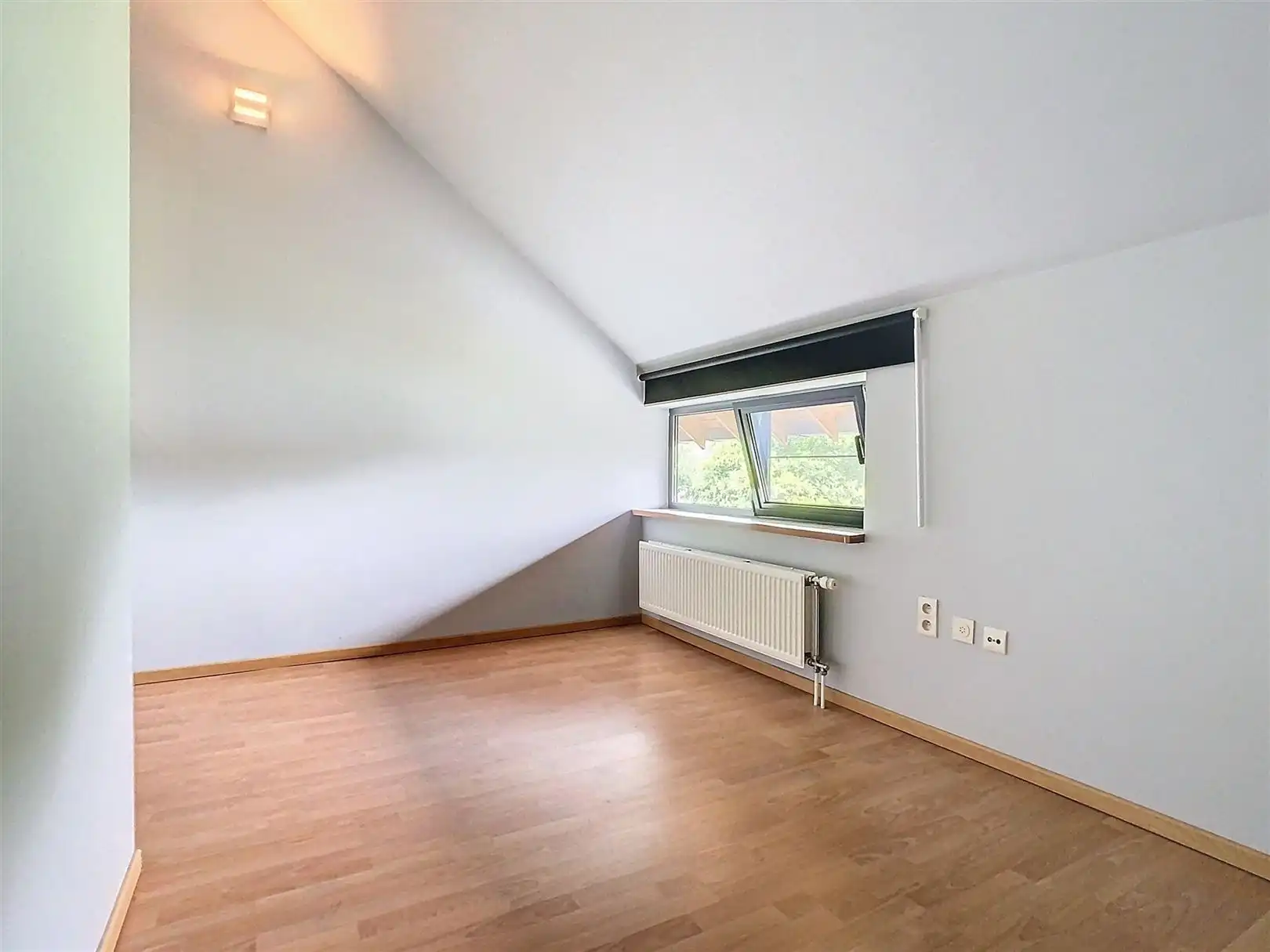 Halfopen bebouwing met tuin, 3 slpks, opp 14a 88ca foto 27