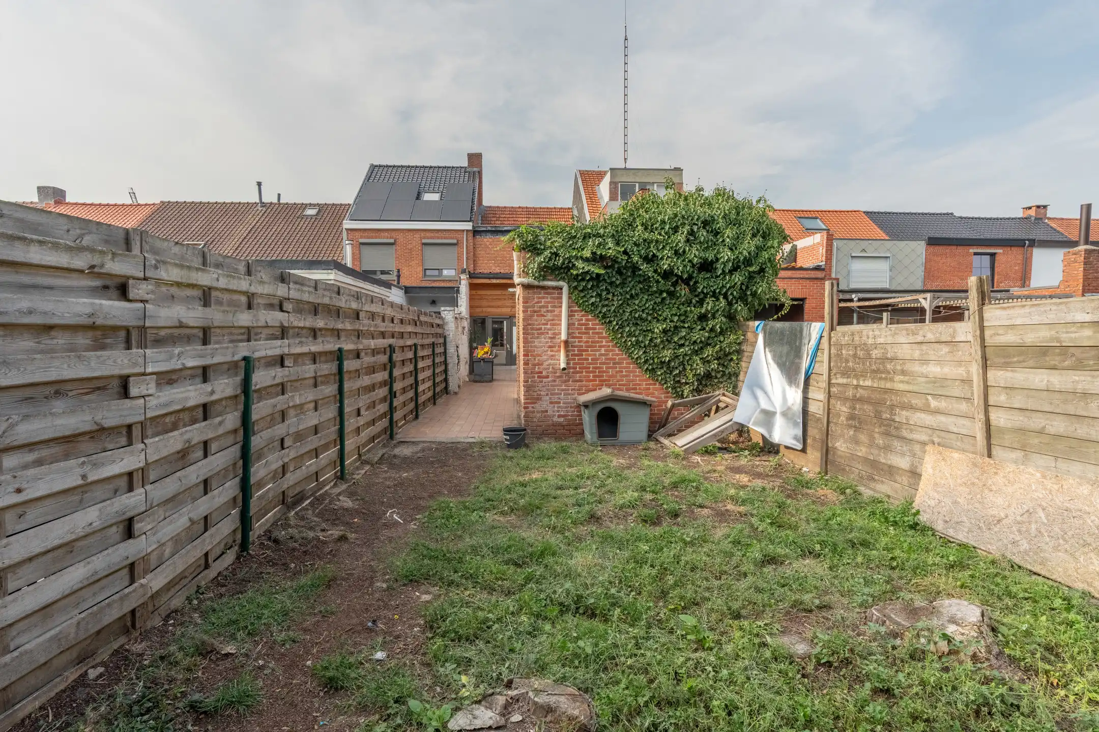Recent gerenoveerde woning (2023) met 2 slaapkamers en gezellige stadstuin. foto 20