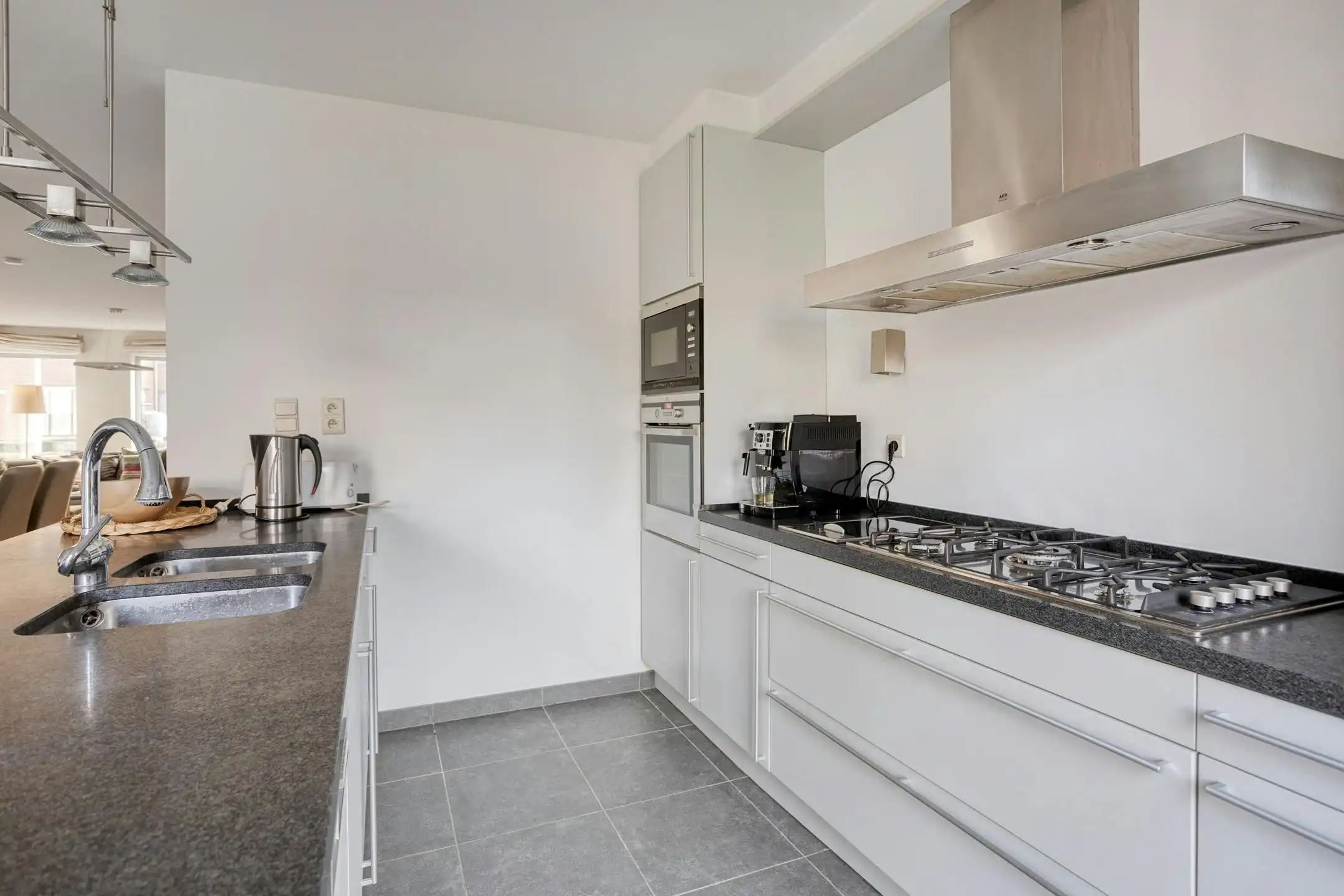 Ruime energiezuinige gezinswoning te koop in Burcht foto 8