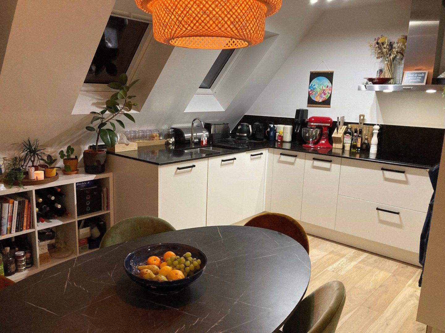 Energiezuinig nieuwbouw duplexappartement met zonnig terras in het hart van Beervelde. foto 15