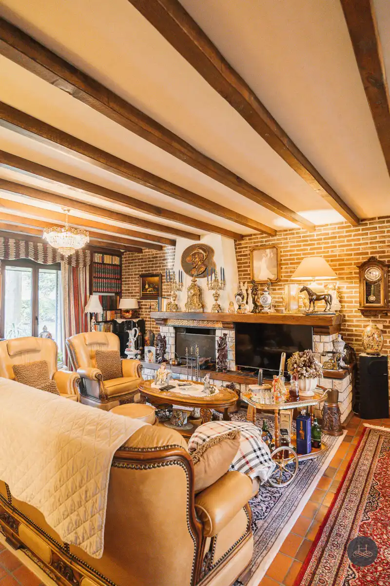 Statige villa op 3.014m² midden in het groen foto 10