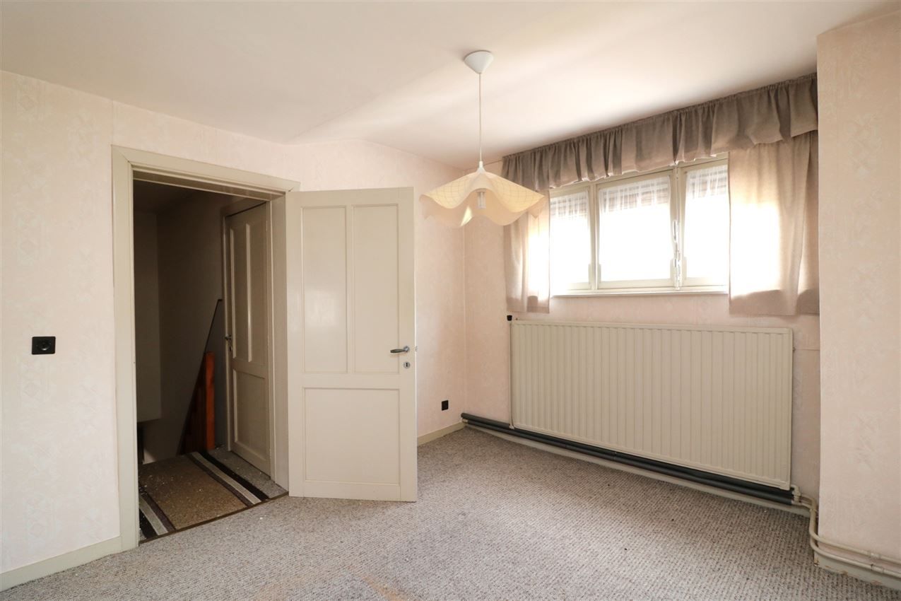 goed gelegen, renovatieproject met potentieel foto 25
