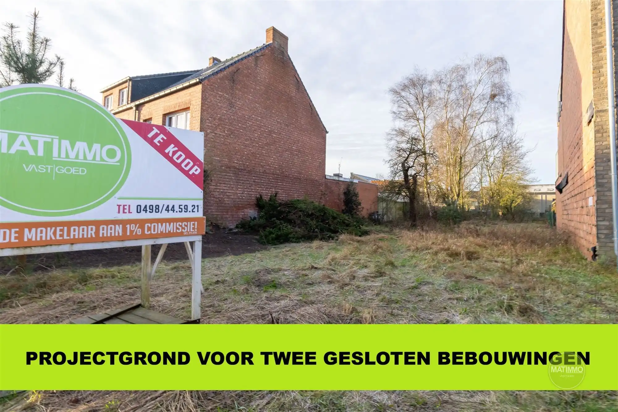 Bouwgrond voor twee eengezinswoningen in gesloten bebouwing foto {{pictureIndex}}