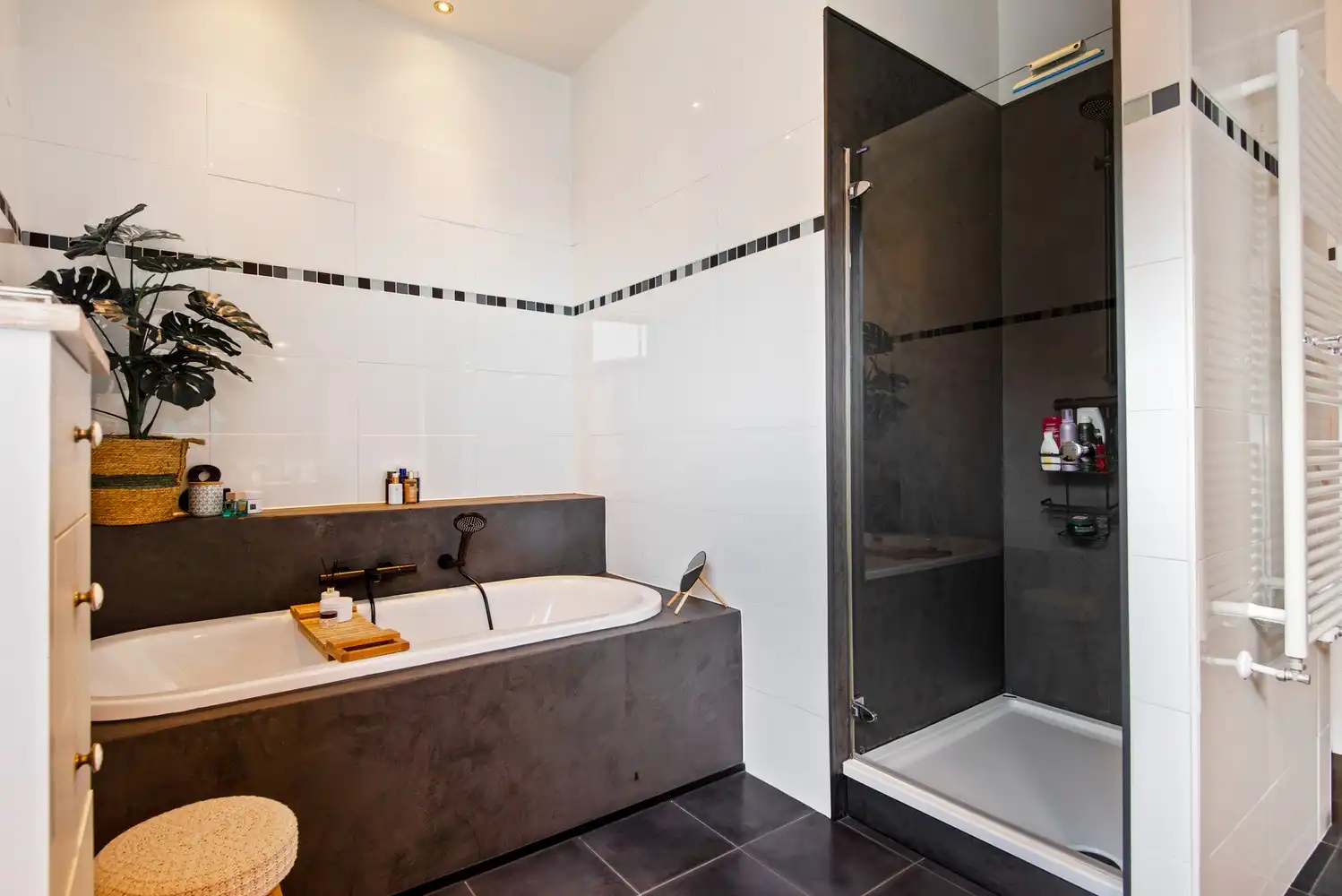 Prachtig gerenoveerde herenwoning op toplocatie te Lier foto 20