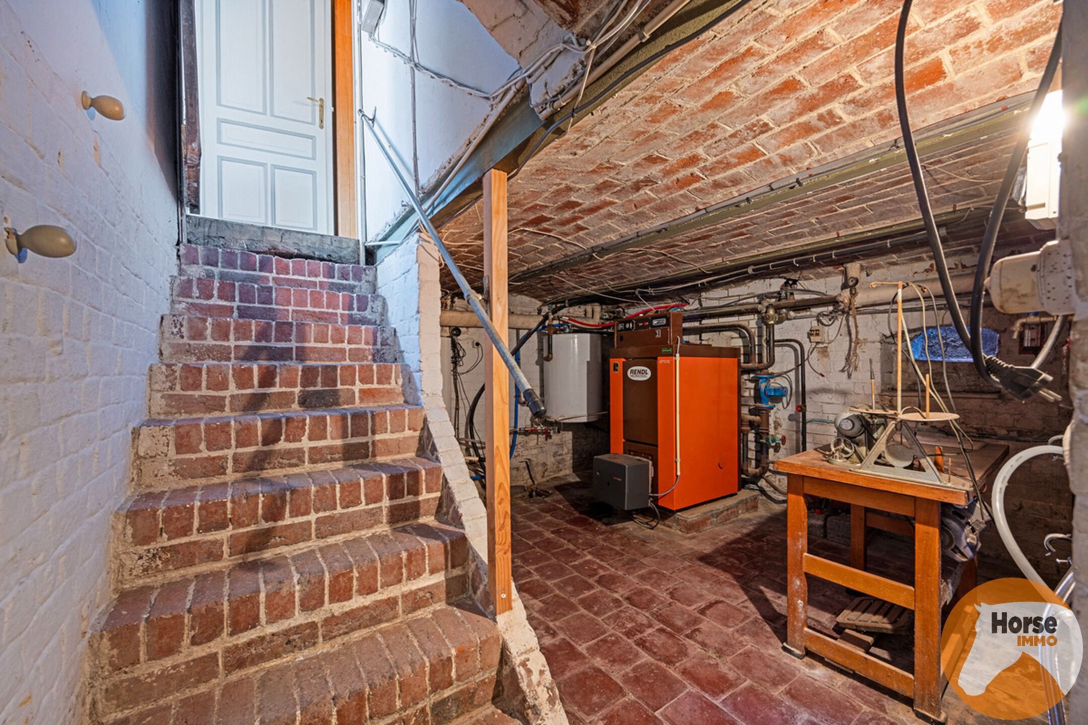 WOUBRECHTEGEM- Karaktervolle renovatiewoning op 1ha 25a 50ca foto 25