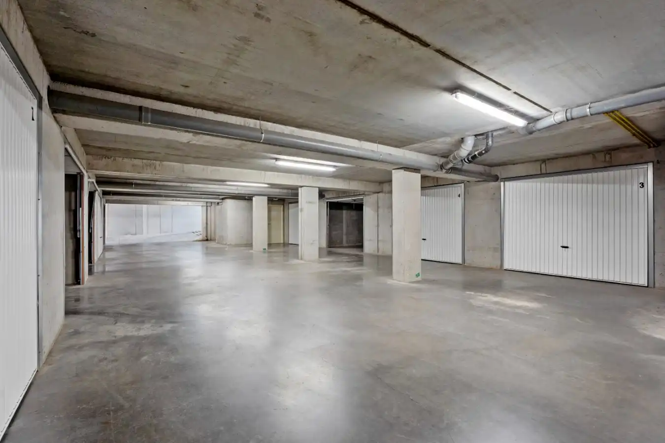 Passendale - Dakappartement met 2 slaapkamers, terras en garage-optie foto 5