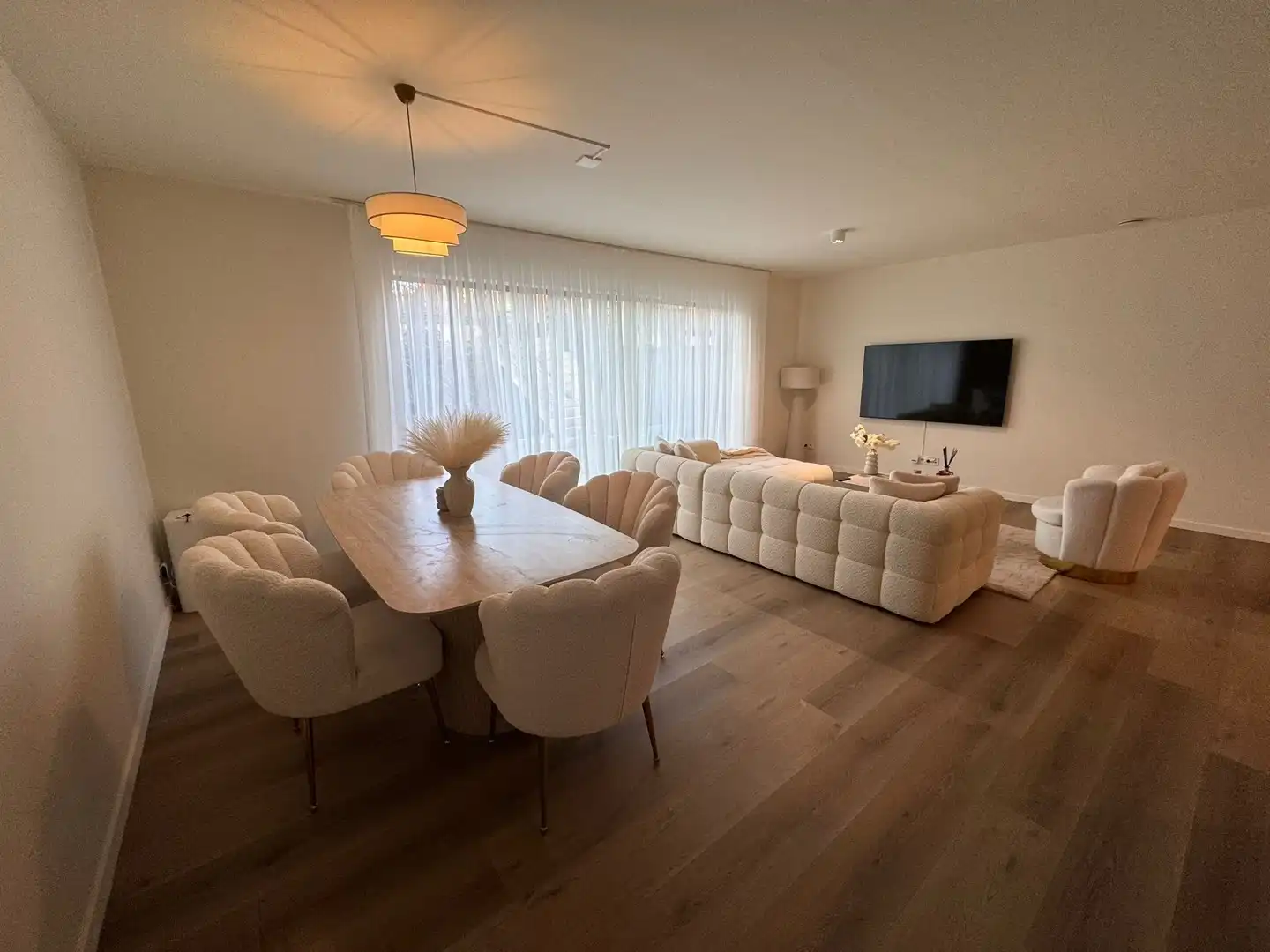 PRACHTIG ENERGIEZUINIG NIEUWBOUW APPARTEMENT (116M²) foto {{pictureIndex}}