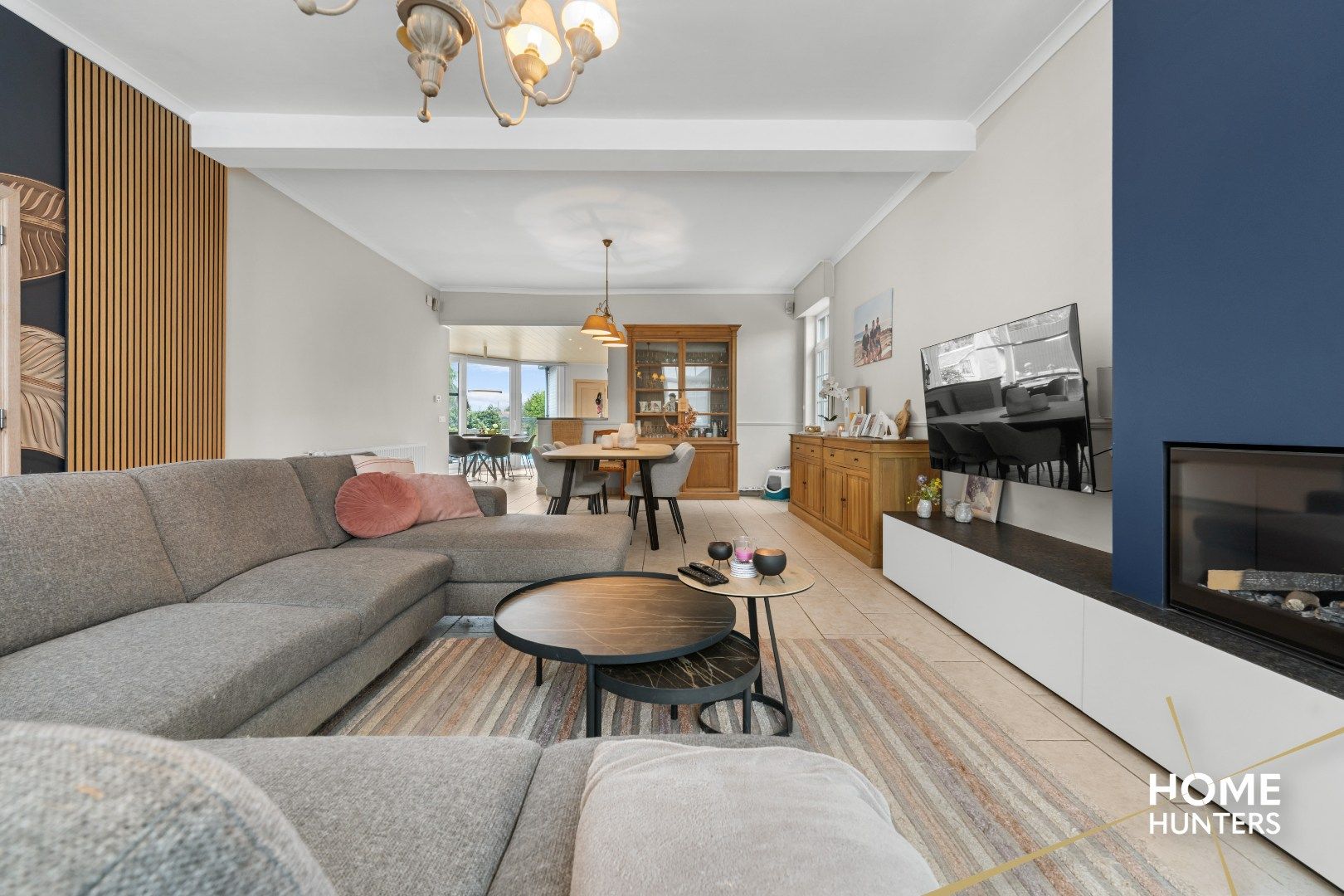 Ruime woning met 4 slaapkamers, een ruime zonnige tuin met verwarmd zwembad foto 19