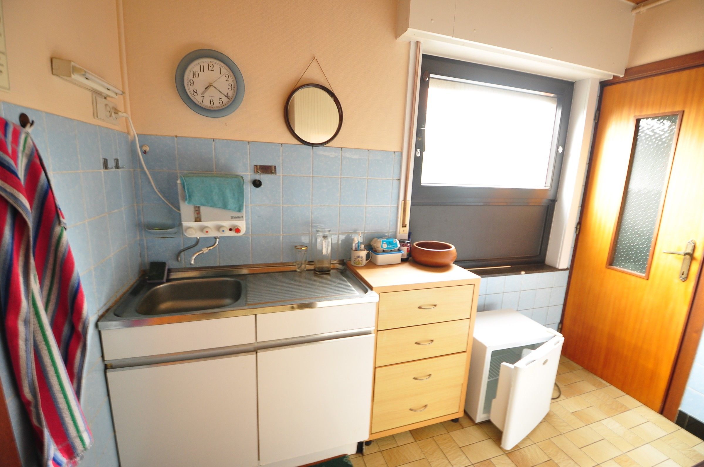 Half-openbebouwing met grote tuin en garage  ! foto 7