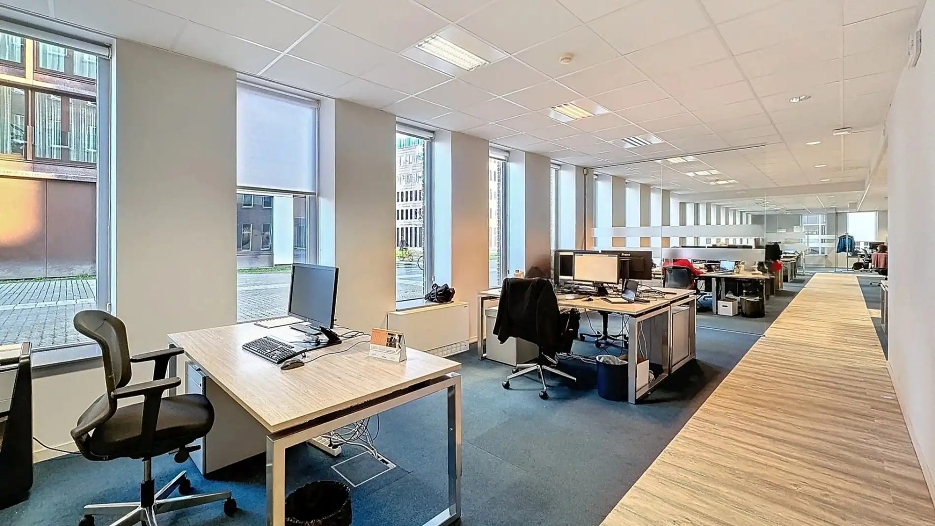 Exclusief kantoor te koop aan Eilandje in Antwerpen foto 6