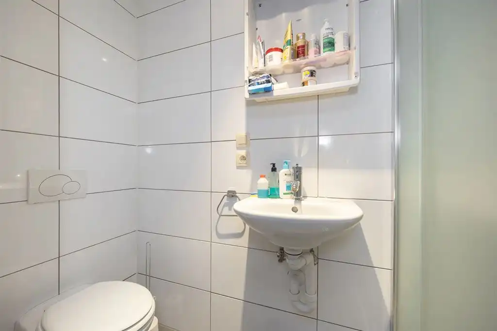 Rustige en lichtrijke studentenkamer op toplocatie  foto 6