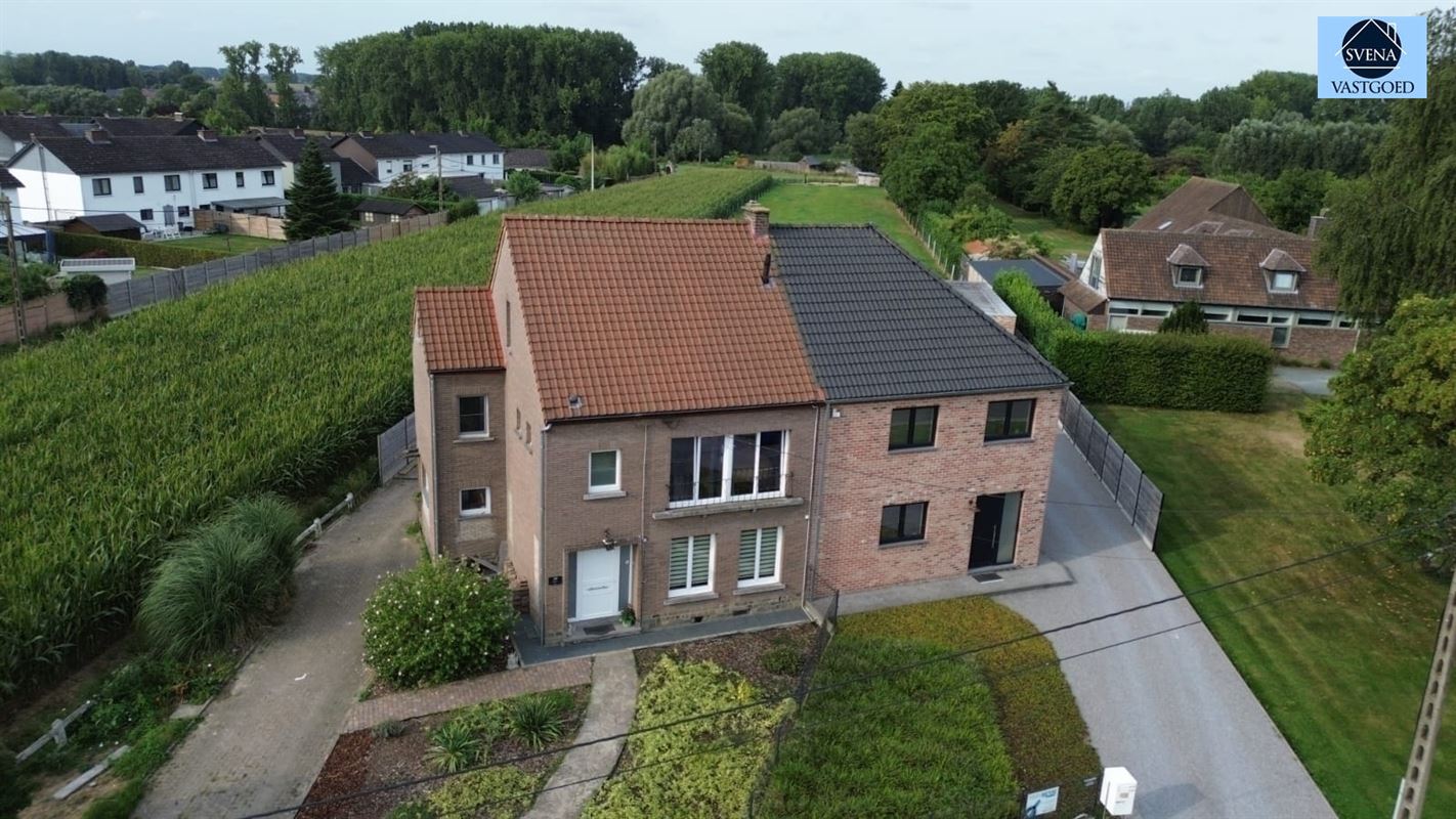 INSTAPKLARE HOB MET 2 BADKAMERS, TUIN EN GARAGE foto {{pictureIndex}}