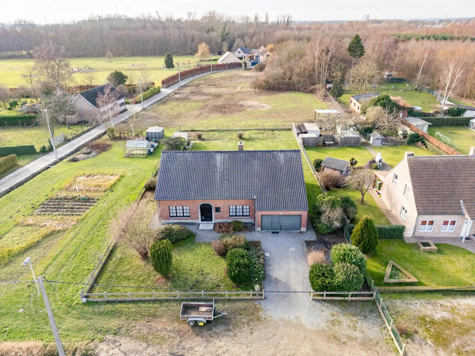 Landelijke villa met 3 slaapkamer, 2 badkamers en garage foto 27