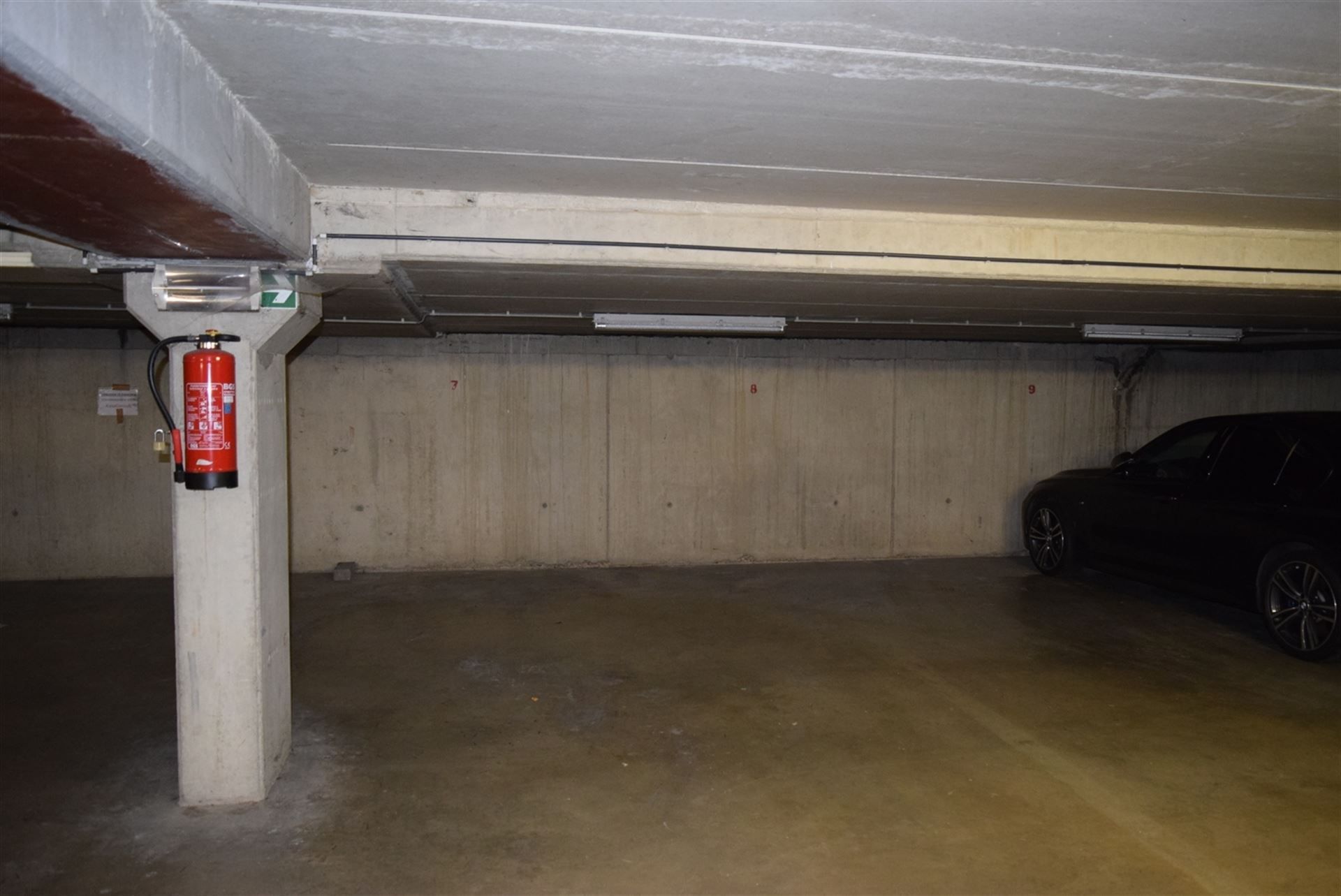 Parking/Garagebox foto 4