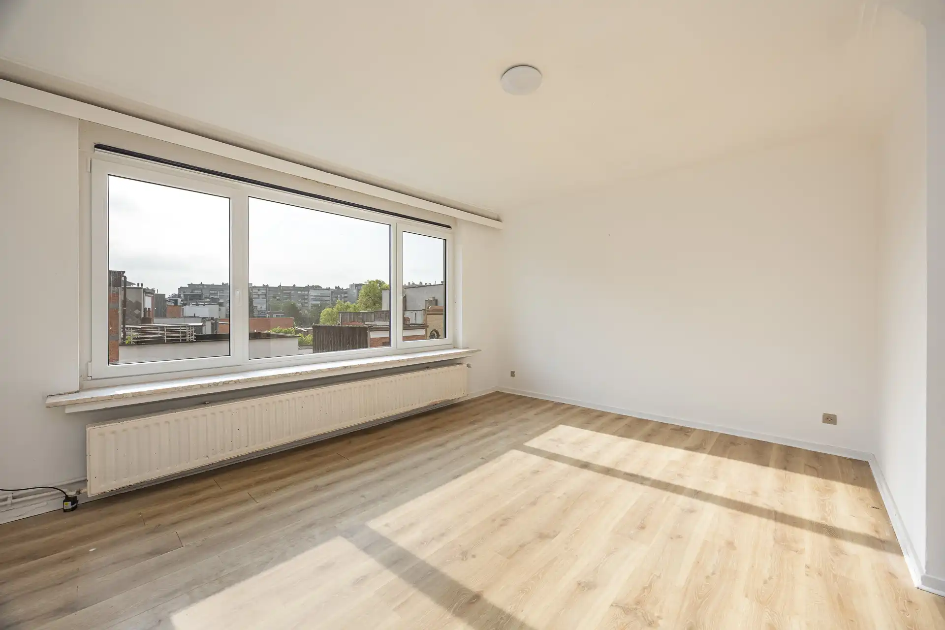Zonnig appartement met 1 slpk op toplocatie in Deurne-Zuid! foto 3