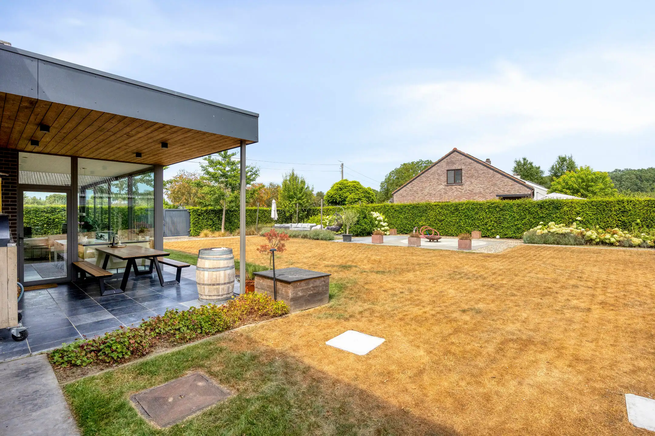 Woning met handelsruime op een strategische locatie foto 25