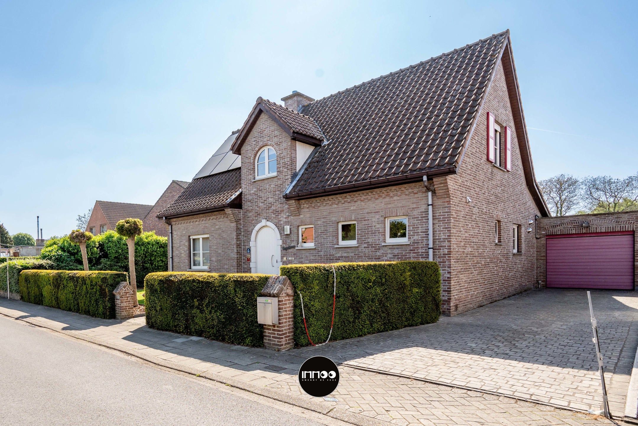 Huis te koop foto {{pictureIndex}}