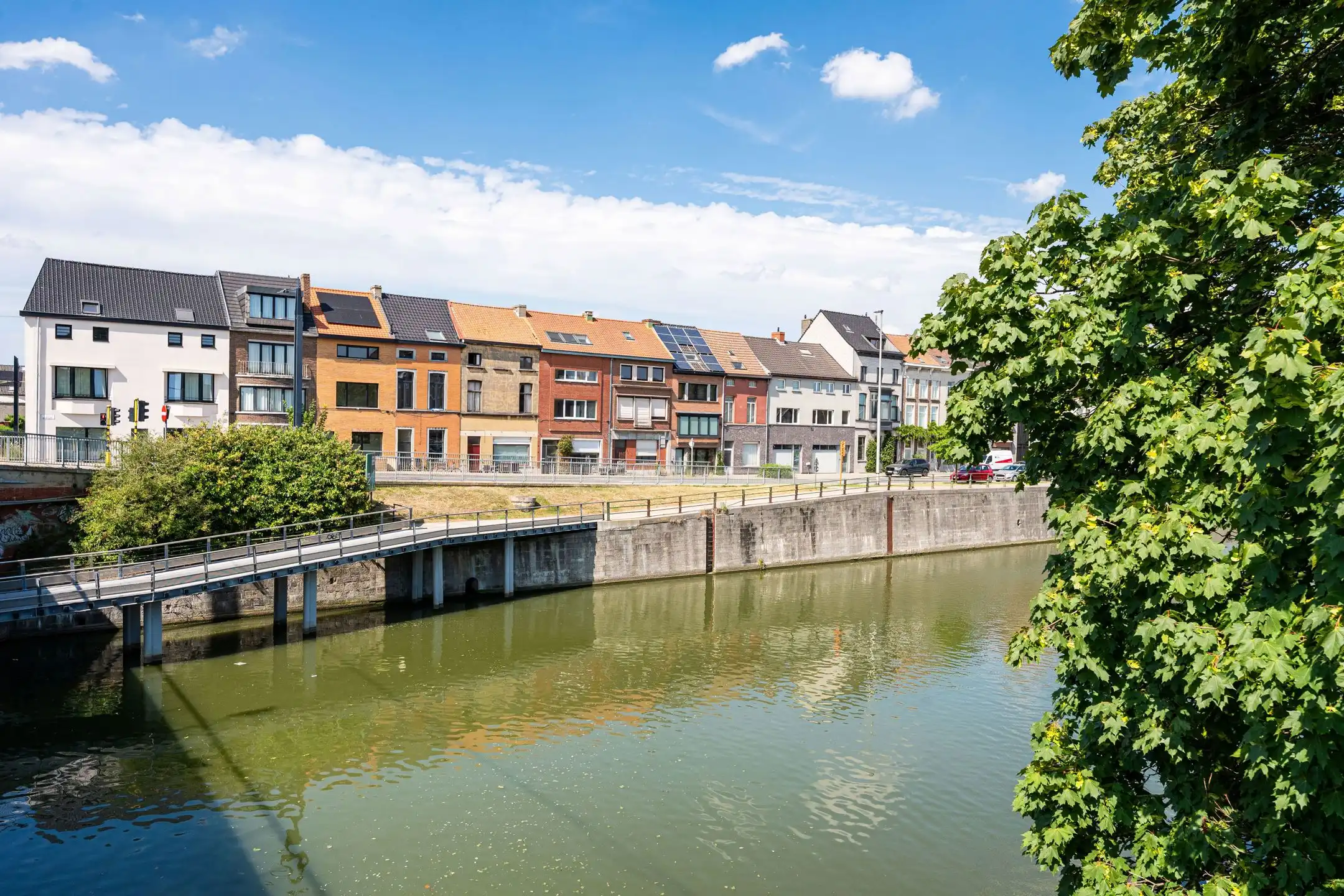 Totaal gerenoveerde woning met 3 slaapkamers en tuin (EPC A) foto 2