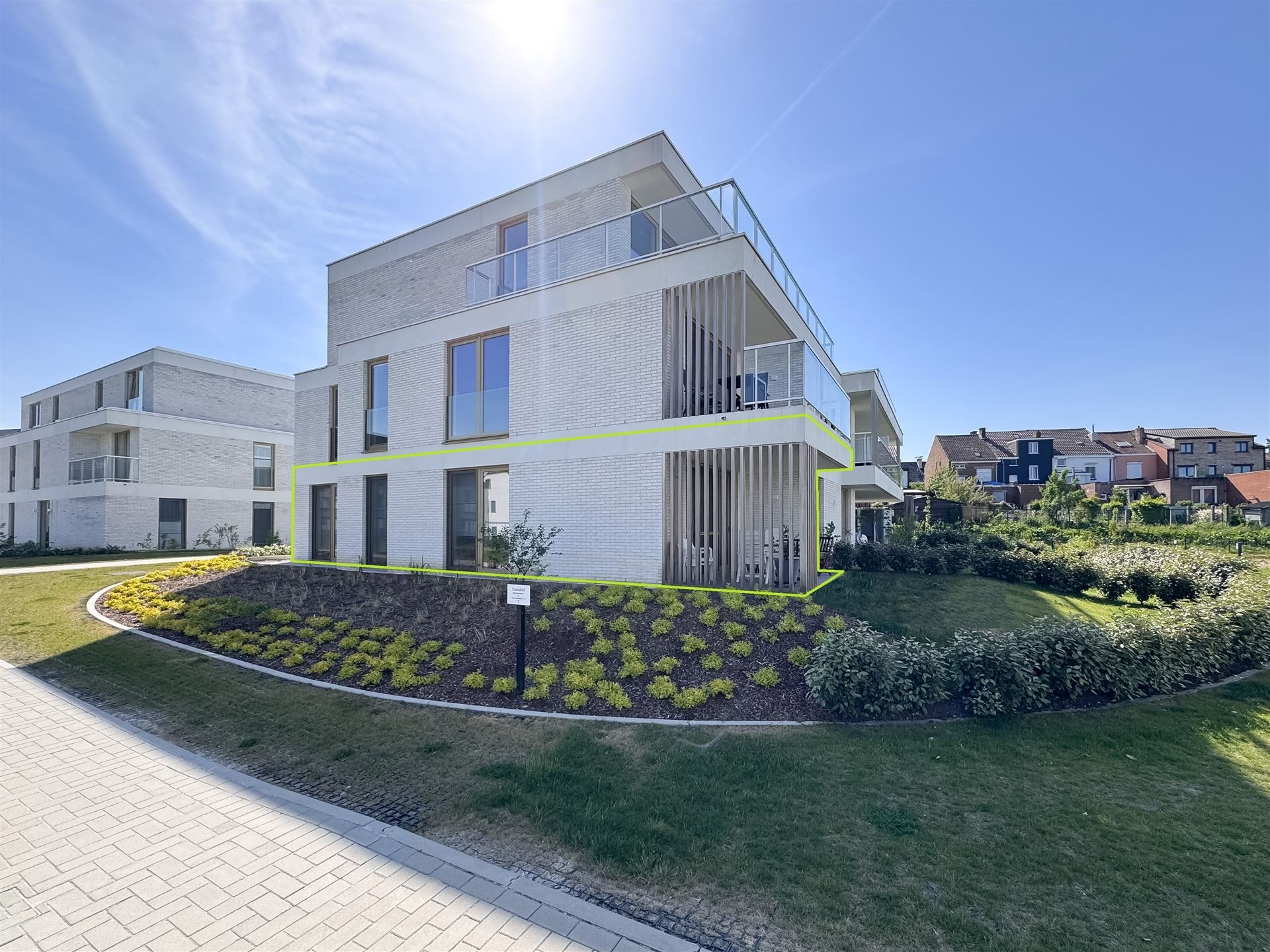Appartement foto {{pictureIndex}}