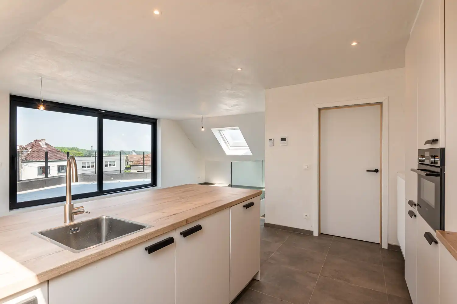 Utizonderlijk ruim nieuwbouw duplex appartement in Boekhoute - 6% BTW mogelijk foto 8