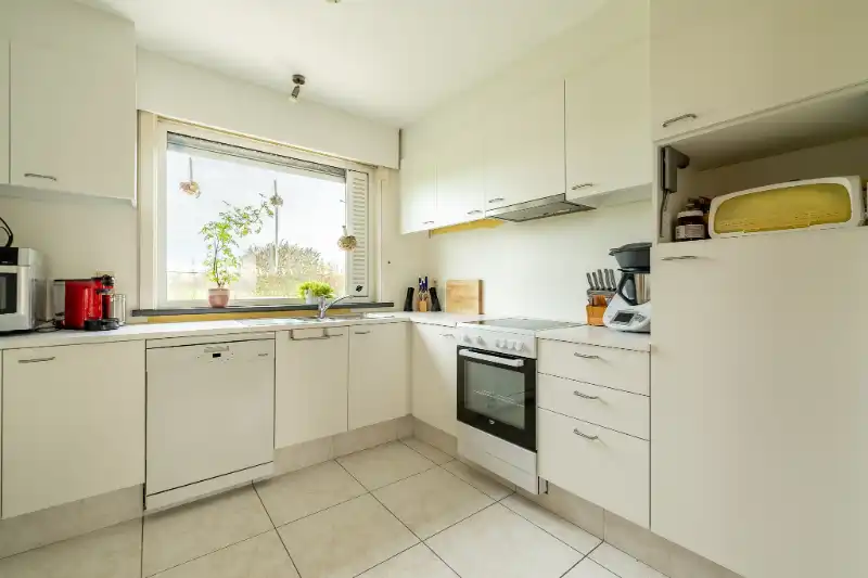 Ruime villa op een landelijke perceel met een oppervlakte van 940m² ! foto 10