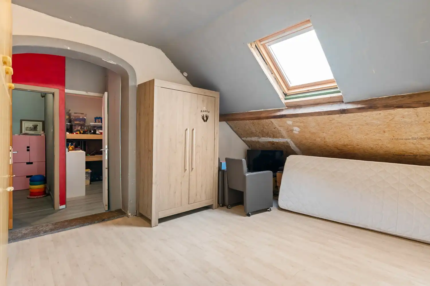 Verder af te werken woning met 4 slaapkamers te Malle! foto 18