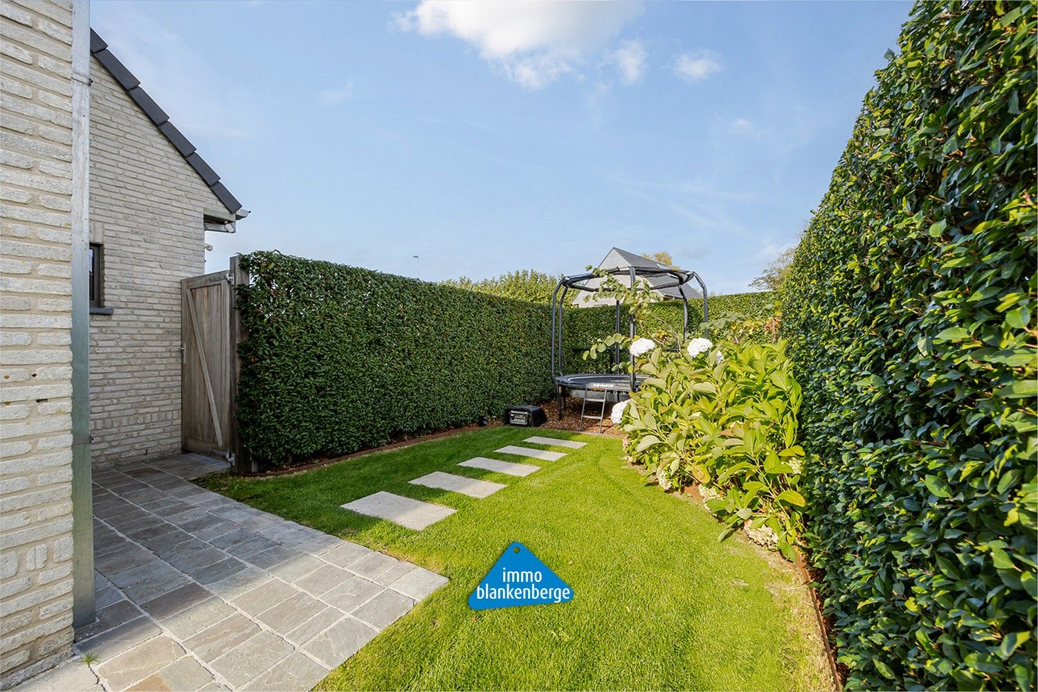 Instapklare gezinswoning met moderne afwerking en zuidgerichte tuin in Oedelem foto 19