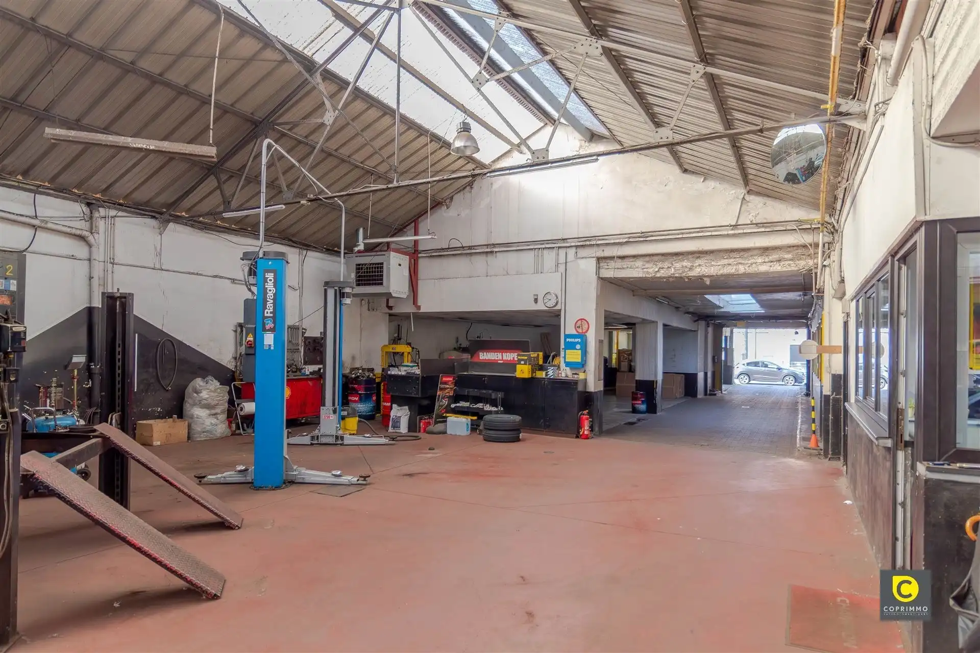 Handelspand met onmiddellijke huuropbrengst! foto 6