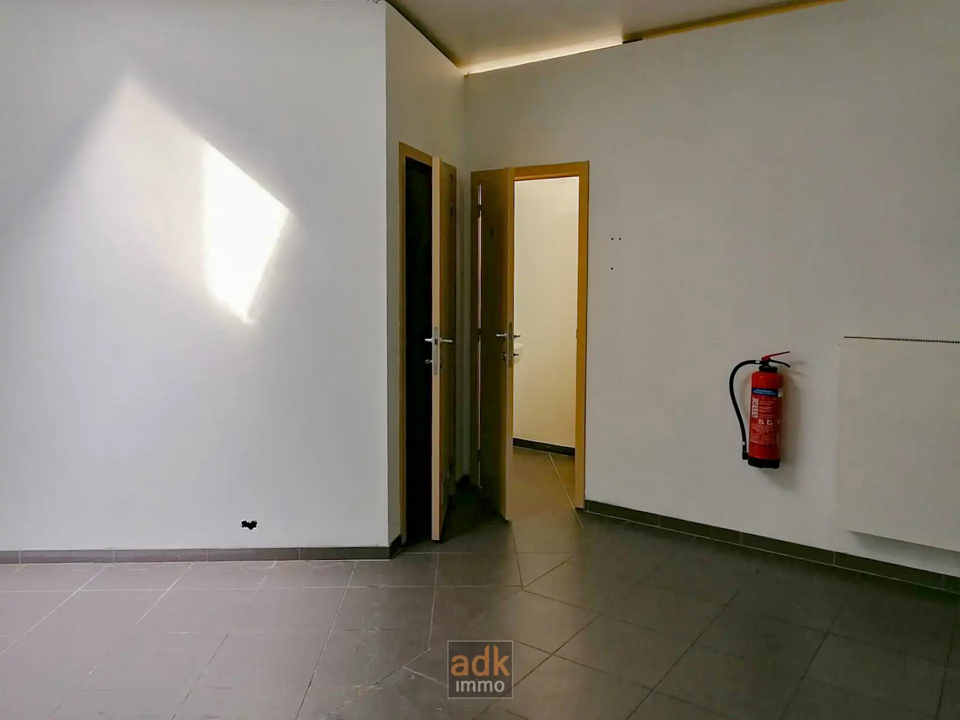 Topgelegen Commerciële Ruimte van 222 m² te Koop in Koksijde-Bad foto 8