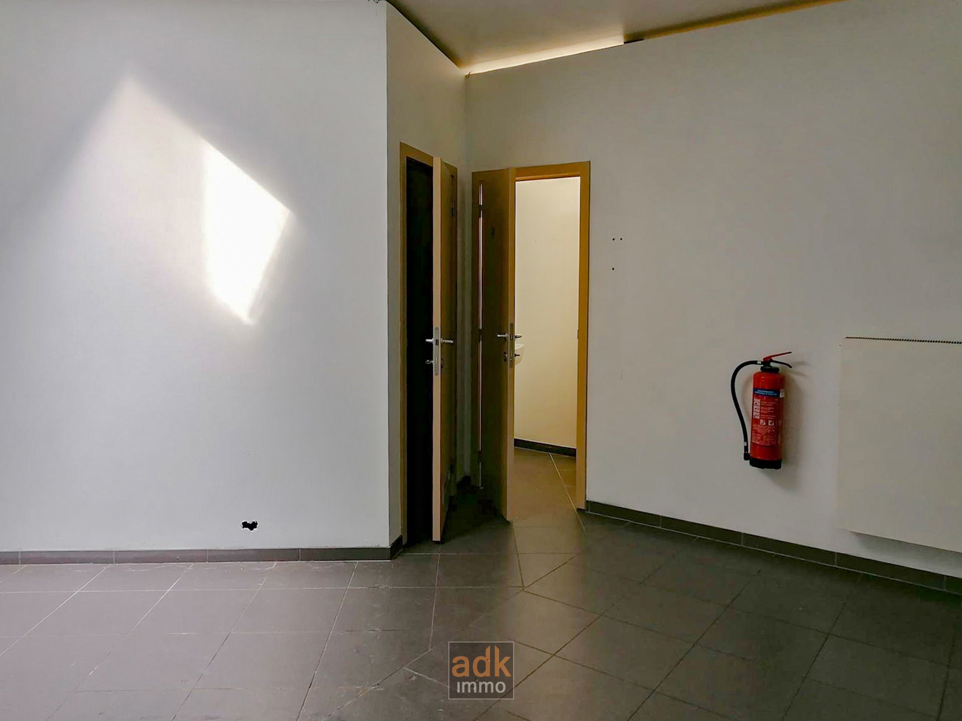 Topgelegen Commerciële Ruimte van 222 m² te Koop in Koksijde-Bad foto 8