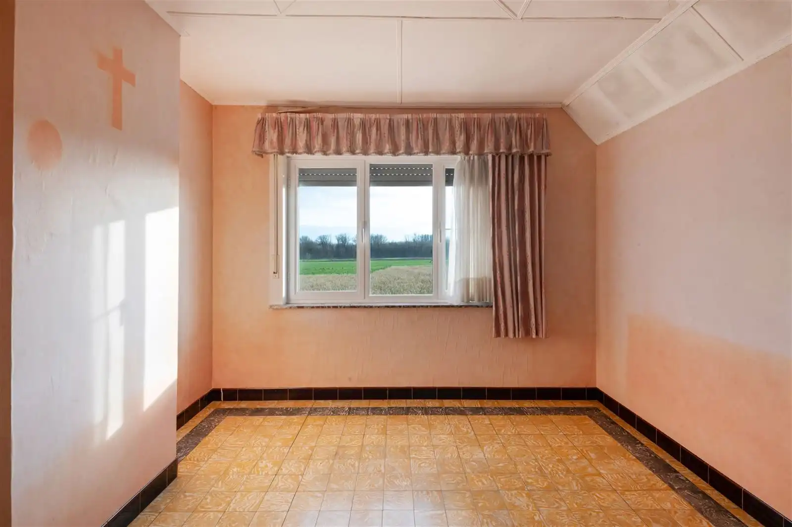 Landelijke woning met eindeloze mogelijkheden! foto 13