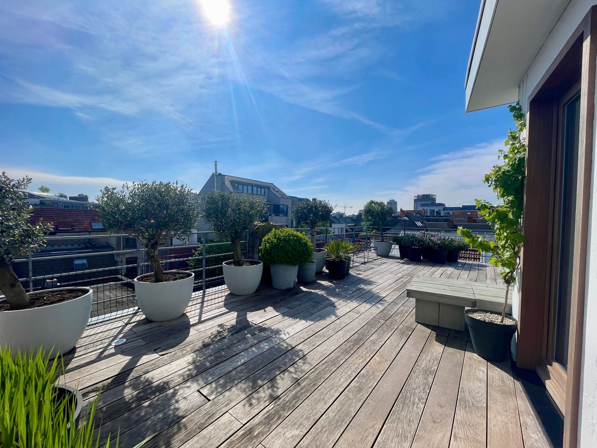 ANTWERPEN - Belle Epoque penthouse met veel licht foto 14