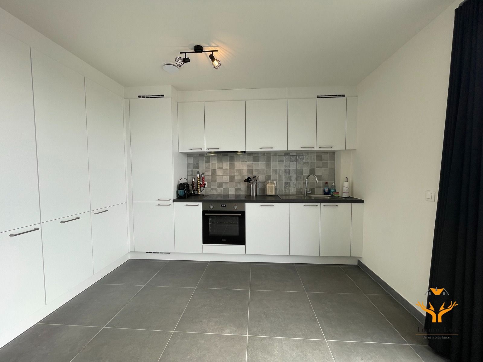 Nieuwbouwappartement met ruim terras foto 4