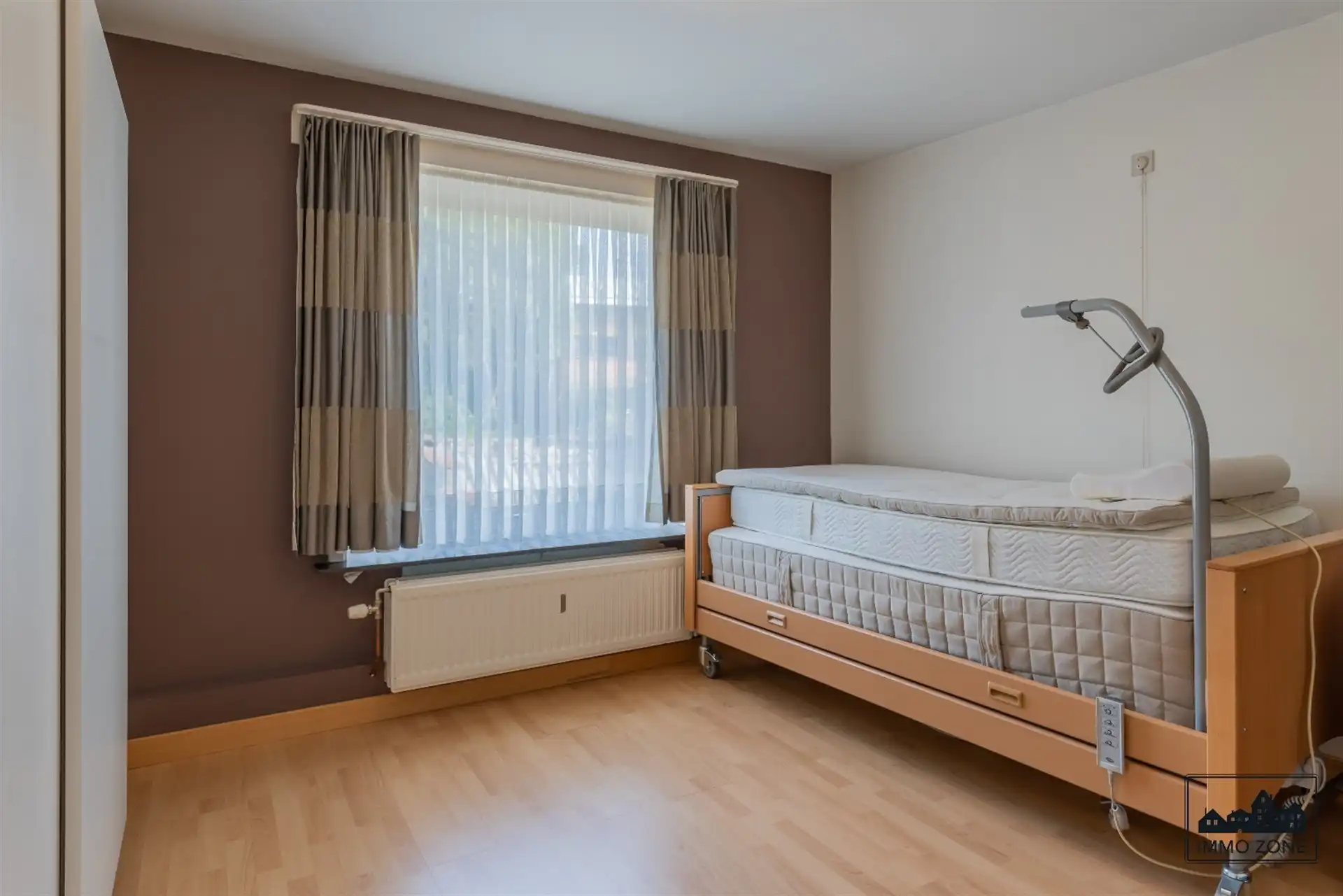 Gunstig gelegen 2 slaapkamer appartement met terras. foto 16
