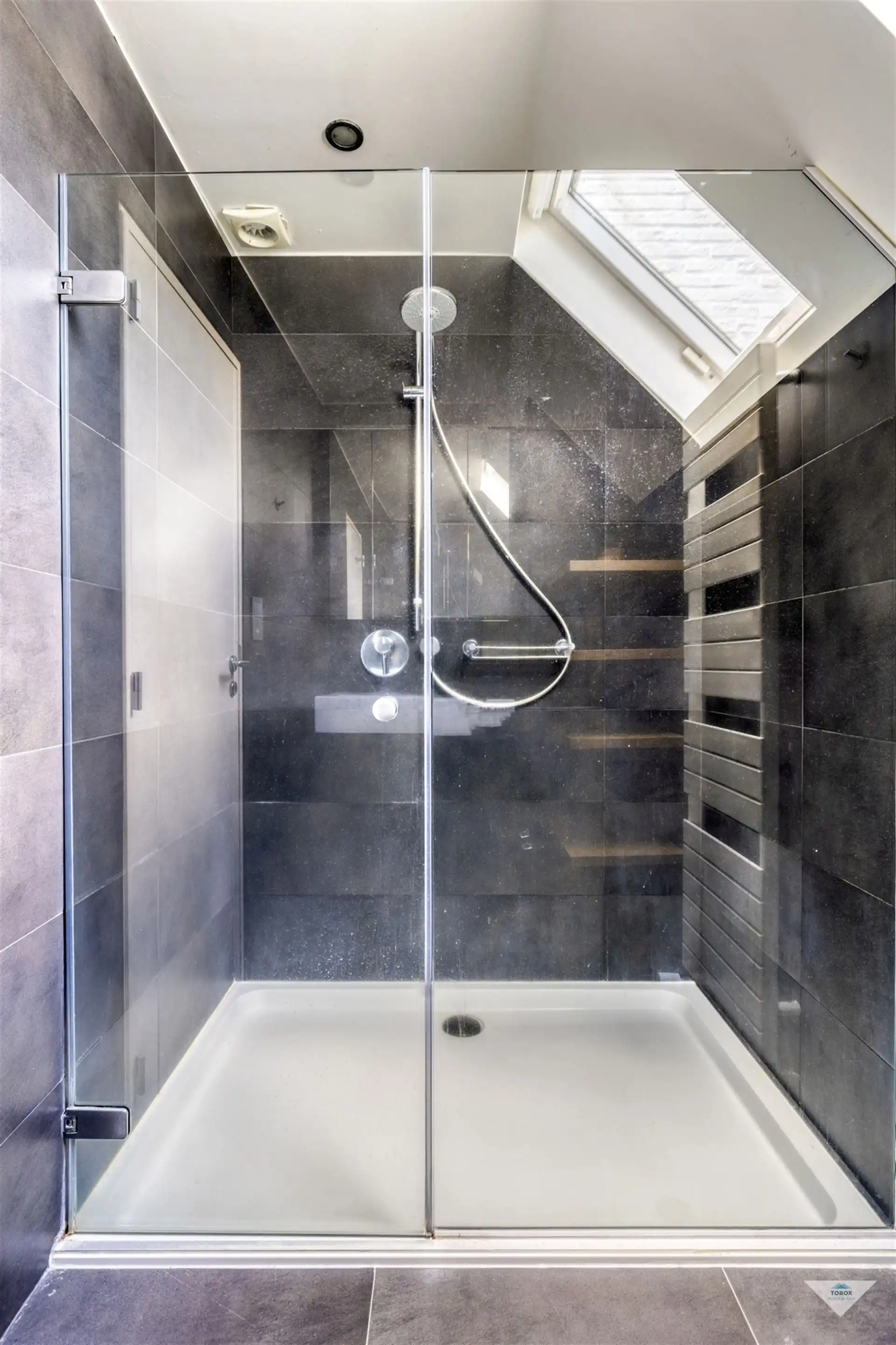 Exclusieve villa in het groene Linden foto 20