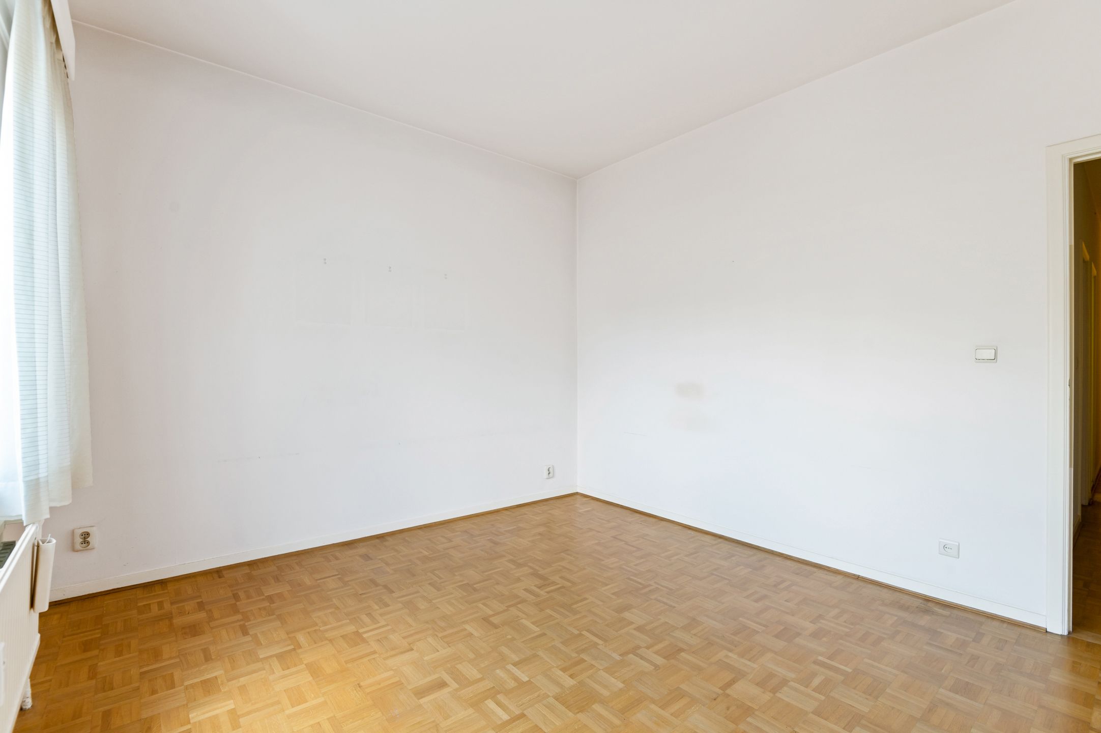 OP TE FRISSEN APPARTEMENT MET 2 SLAAPKAMERS EN TERRAS  foto 21