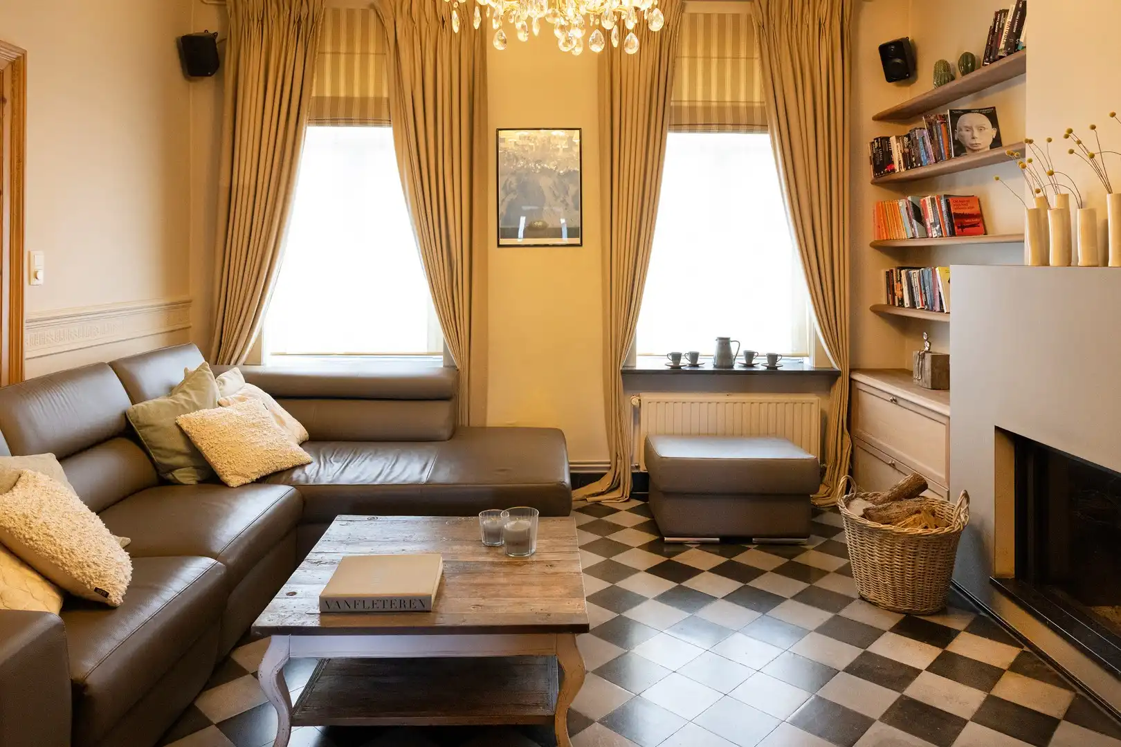 Karaktervolle woning met 4 kamers en gezellige binnentuin. foto 4