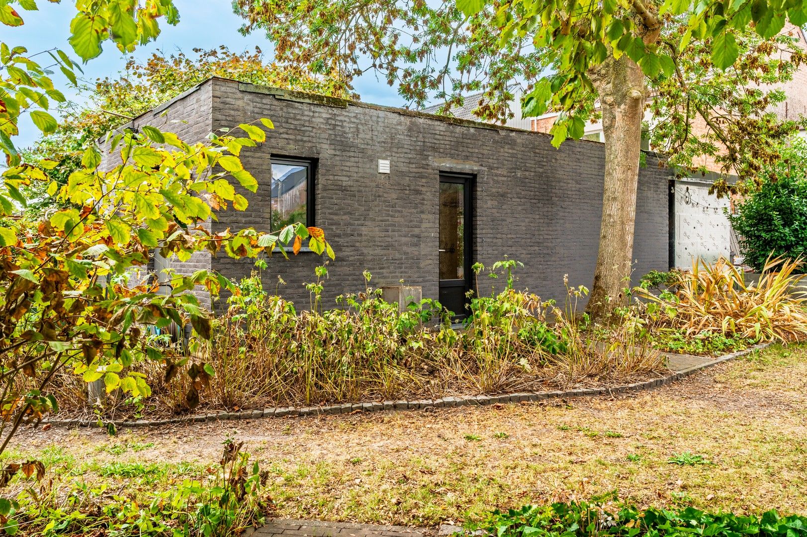 Prachtig gelegen half open woning foto 33