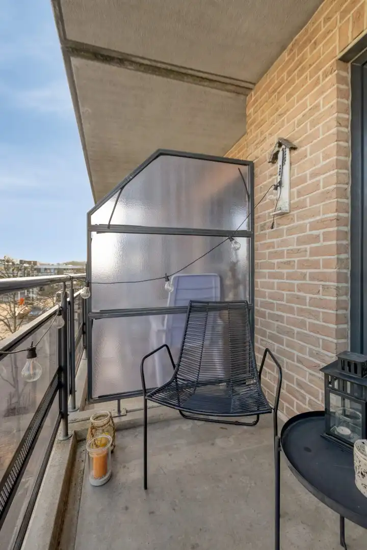 Karaktervol en instapklaar appartement met 2 slaapkamers, terras én garage in het centrum van Zutendaal. foto 32