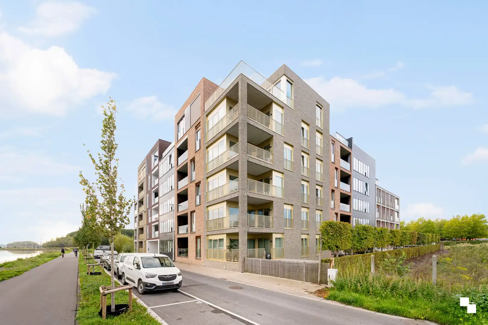 Laatste appartement in Residentie Dacart – exclusief wonen aan het kanaal Roeselare - Leie foto 24
