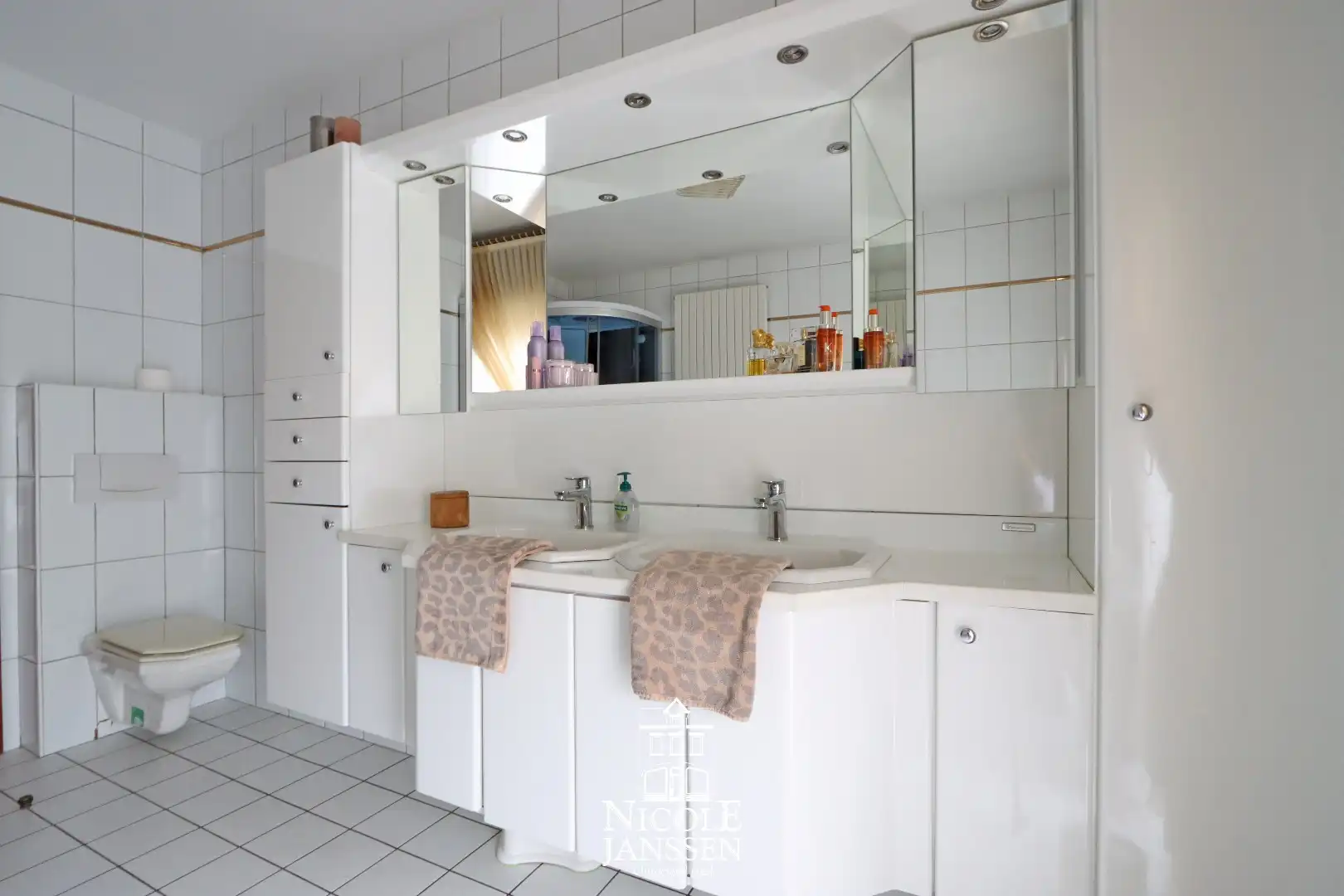 Ruime mediterrane villa  foto 16