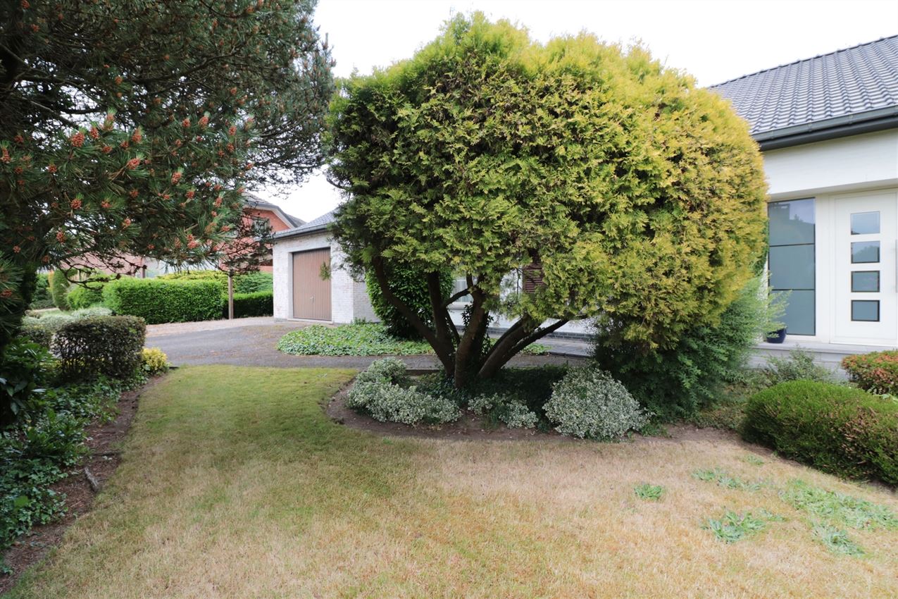 Gelijkvloers, 3 slpk., uitnodigende parktuin (11a56ca) foto 45