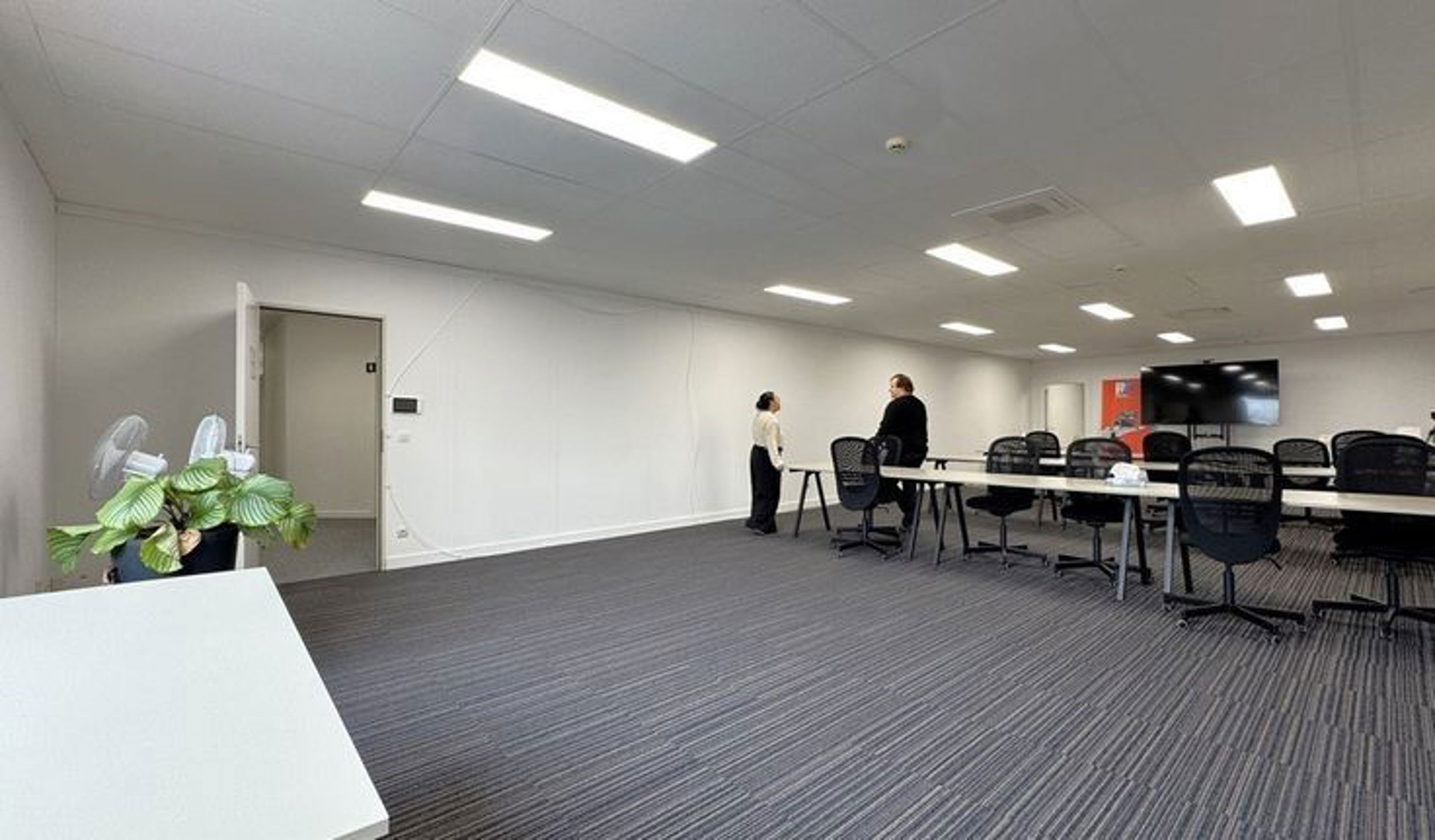 Polyvalent bedrijfsgebouw van 643m² te Mechelen-Noord foto 11